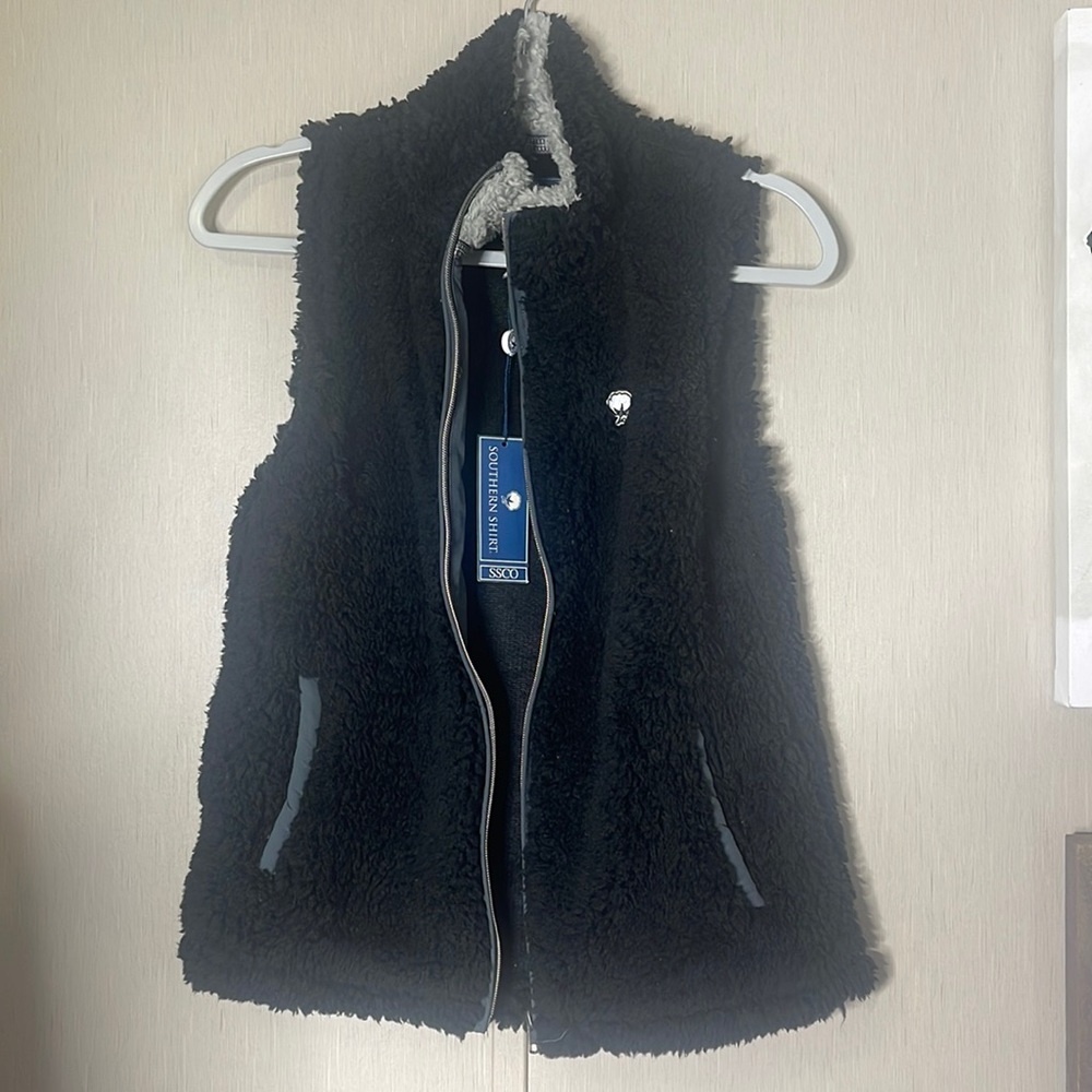 Southern shirt cotton black gray Sherpa vest medium NWT